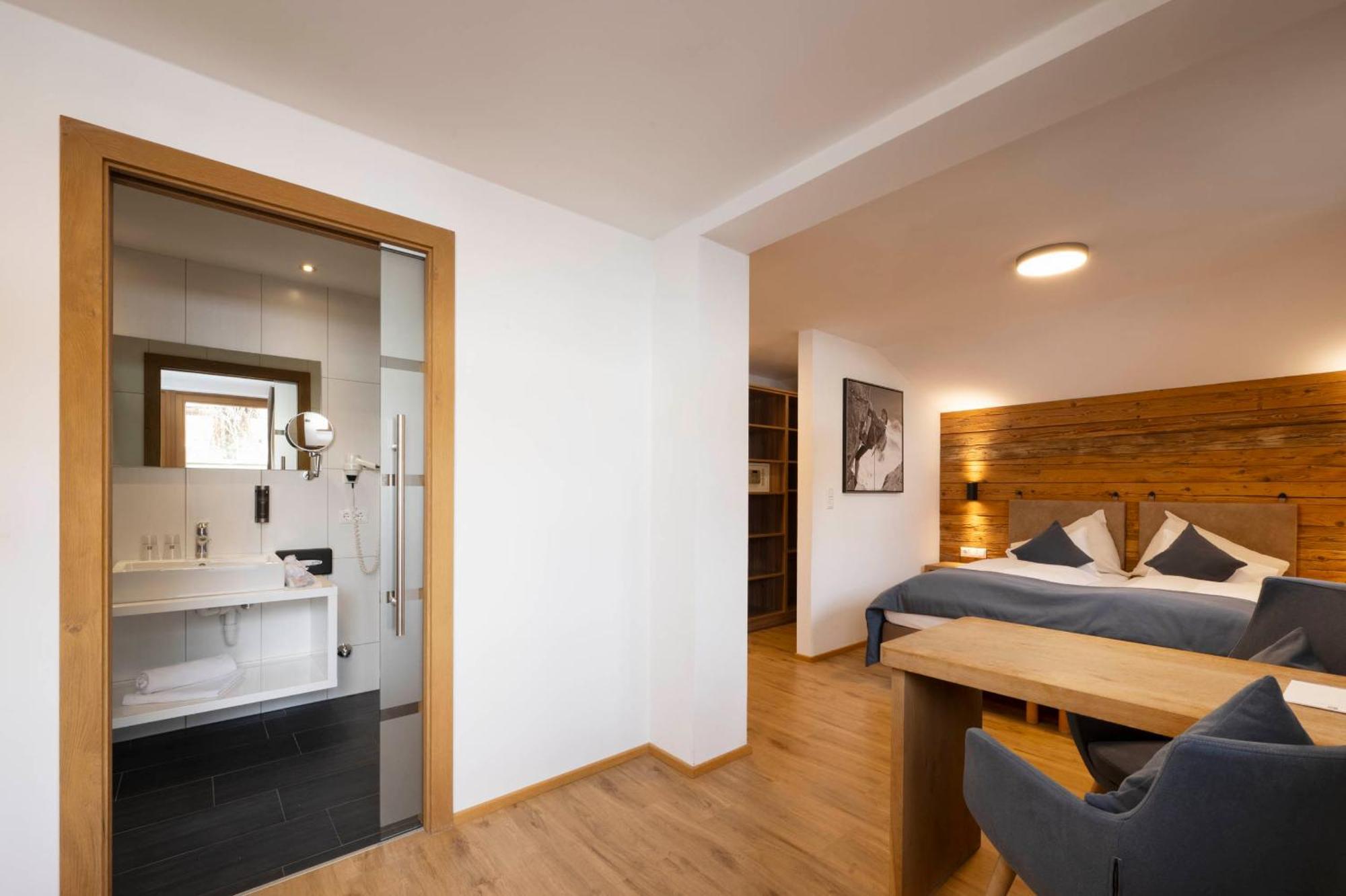 Hotel Brugger Fulpmes Esterno foto